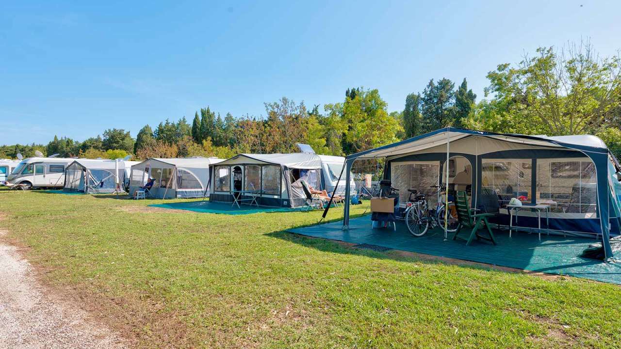 camping mare blu cecina